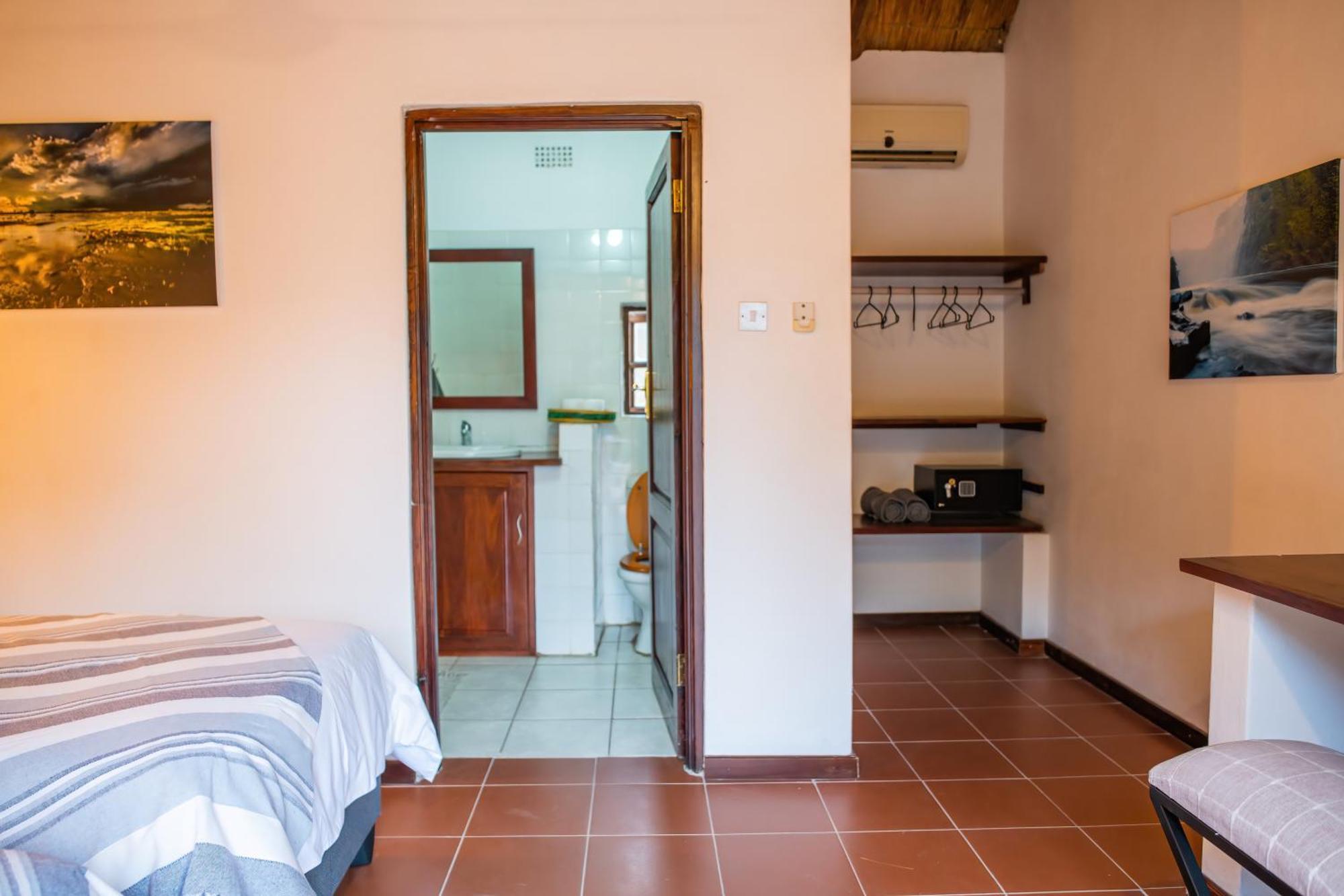 The Little Outlook Bed & Breakfast Victoria Falls Ngoại thất bức ảnh